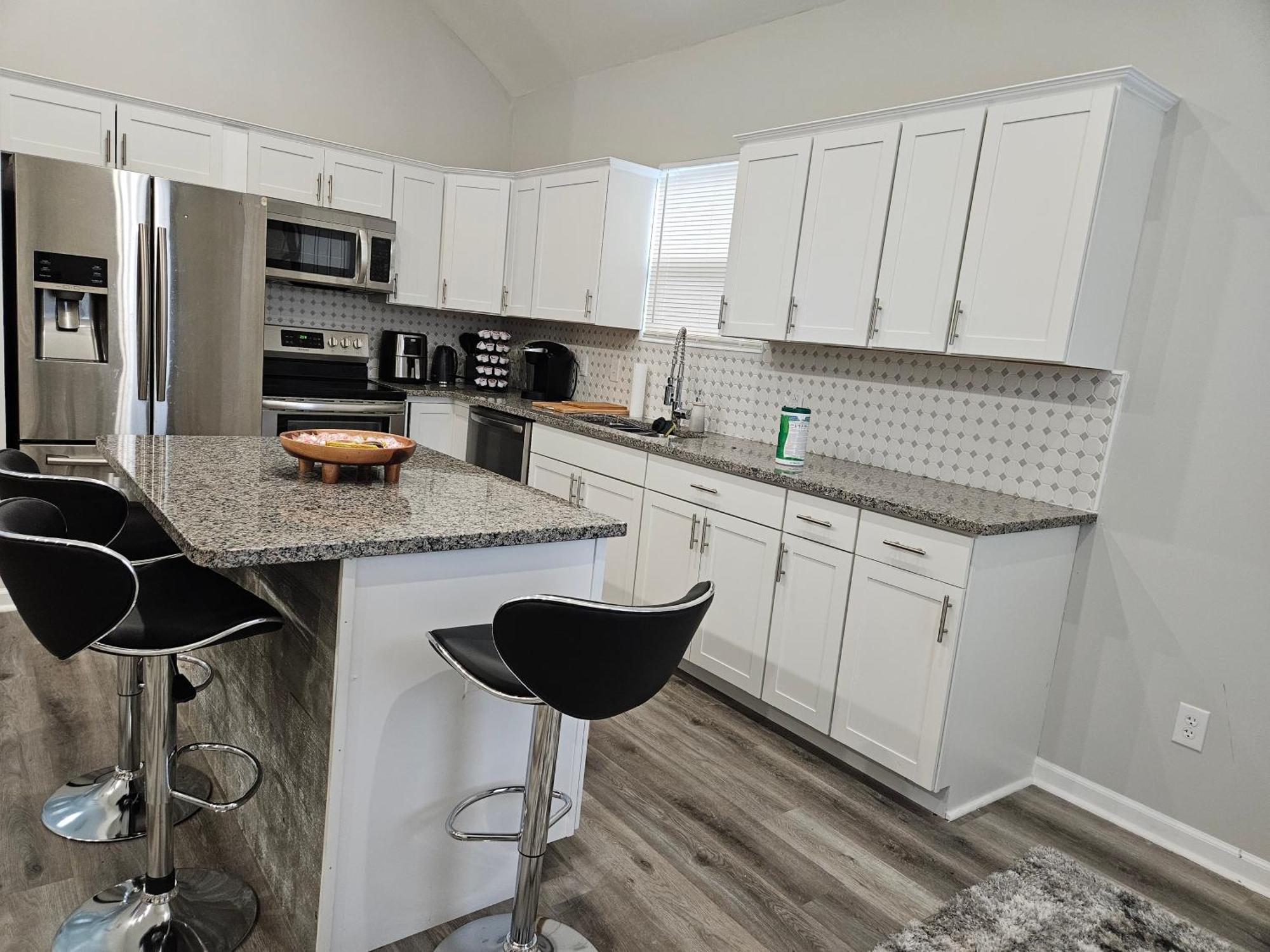 New 3Bd Home Near Downtown Indy Индианаполис Екстериор снимка