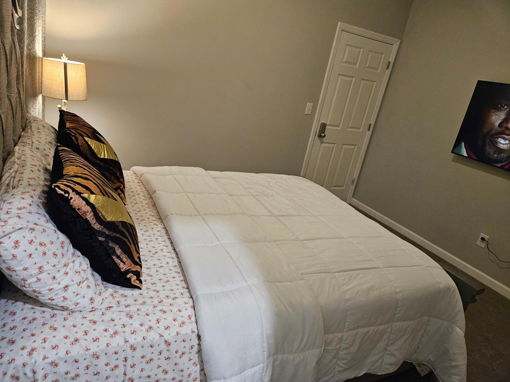 New 3Bd Home Near Downtown Indy Индианаполис Екстериор снимка