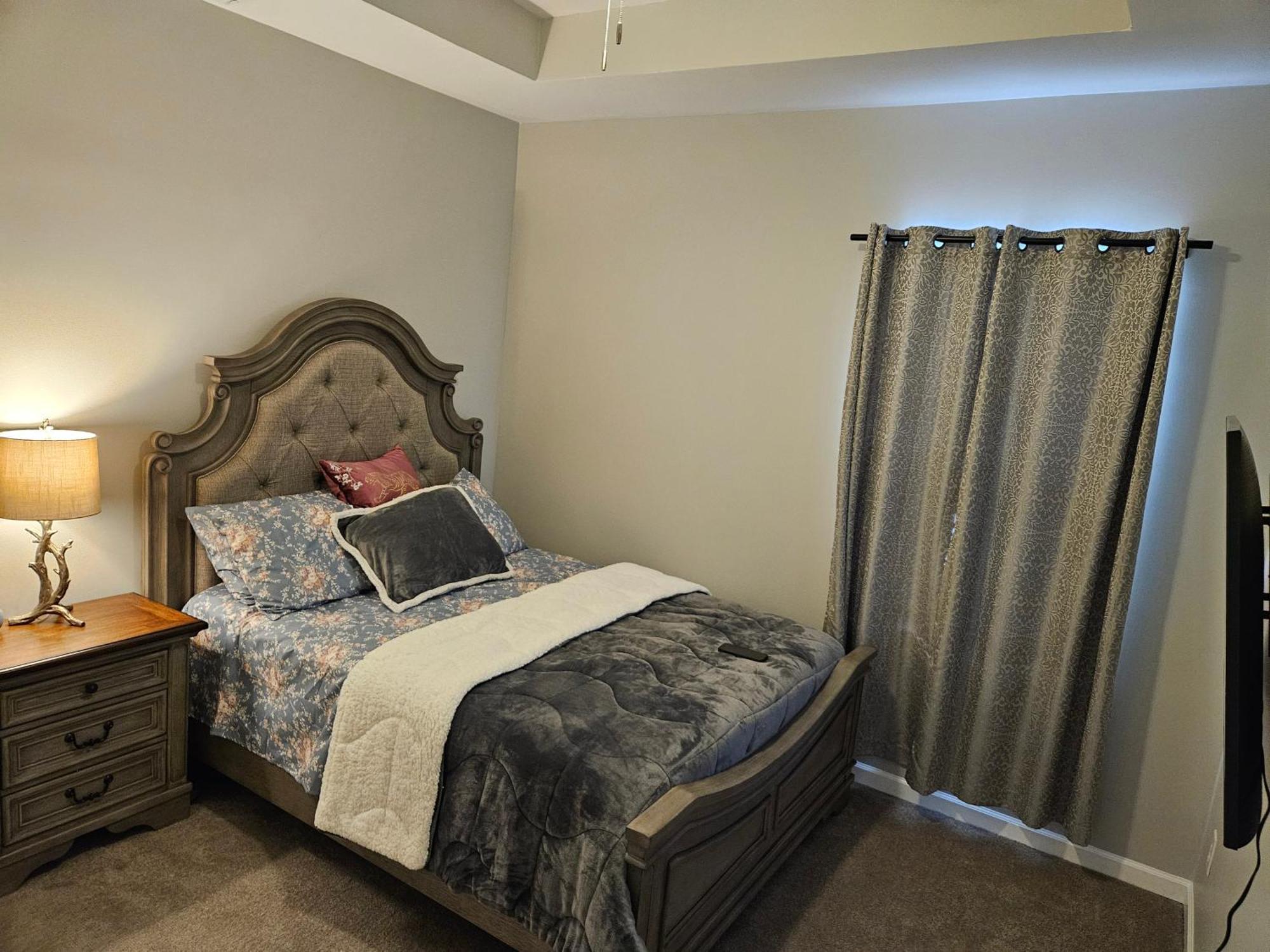 New 3Bd Home Near Downtown Indy Индианаполис Екстериор снимка